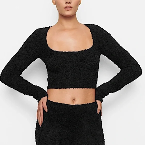 Women's Soft Cotton Scoop Neck Crop Top - Stretchy, Comfy & Cute For Everyday Wear